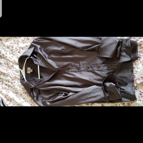 Button down blouse - Picture 2 of 4